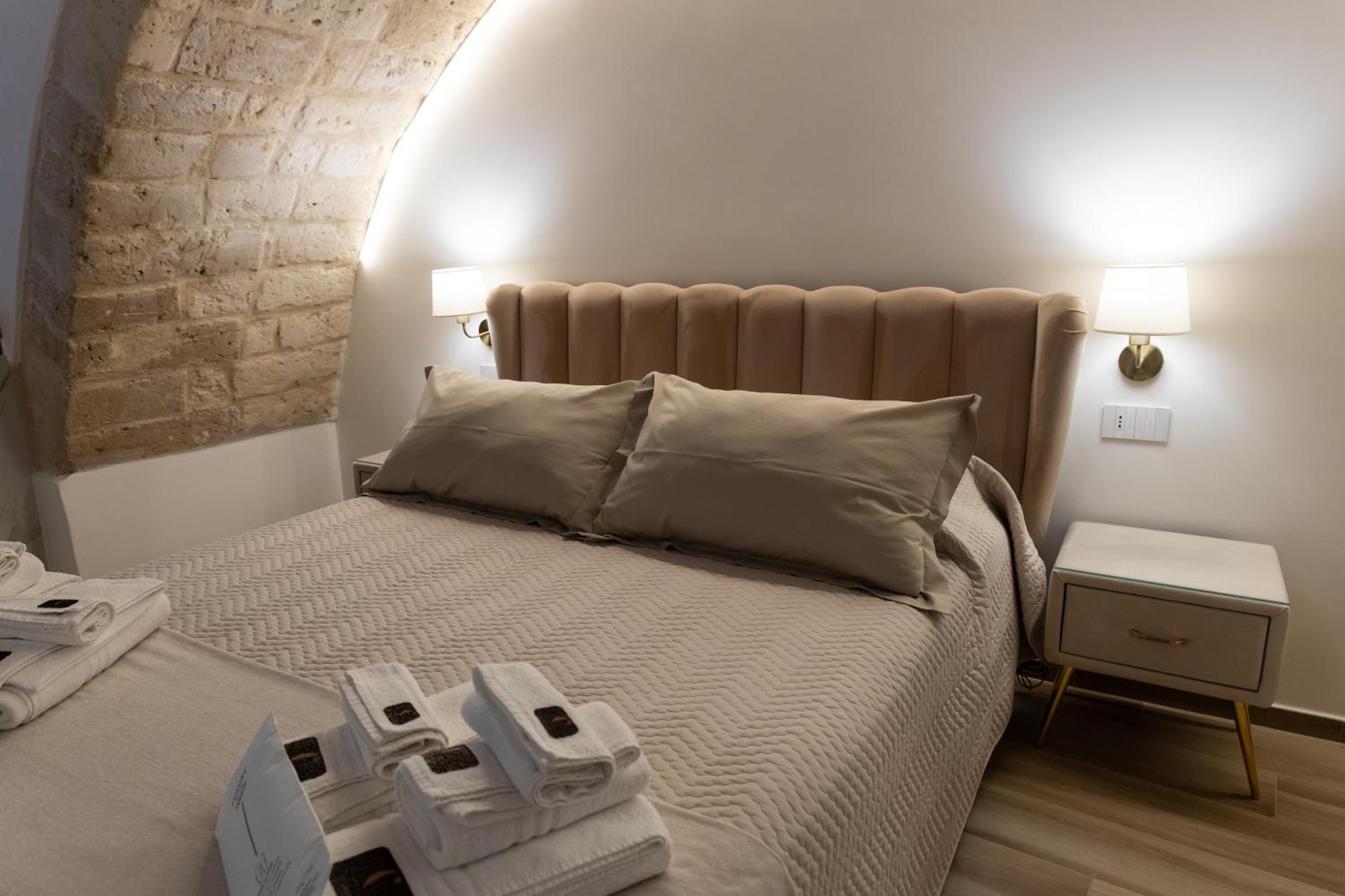 Carola Luxury Room บารี ภายนอก รูปภาพ